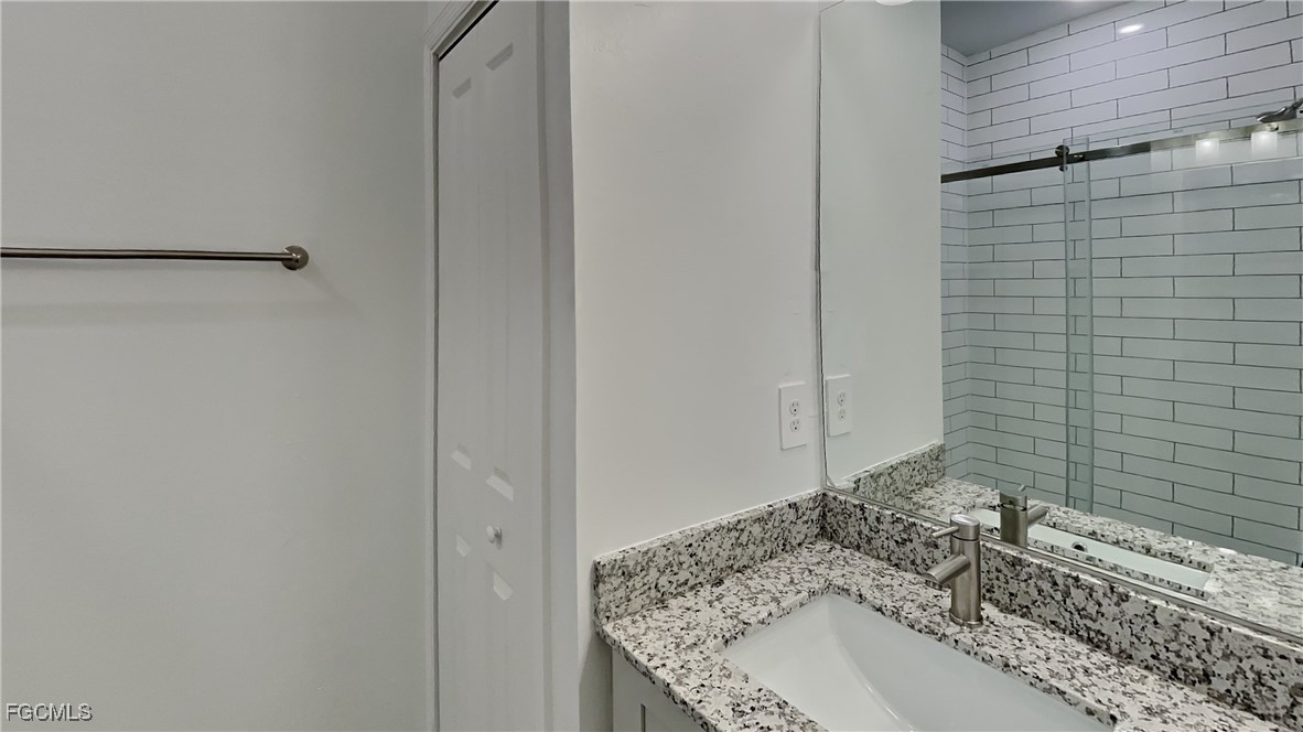 6 Bed Duplex for Sale in Cape Coral, photo 13