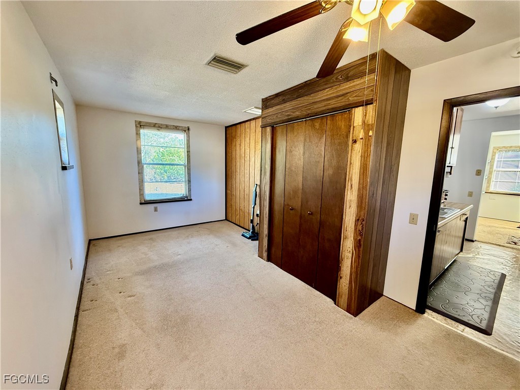 1 Bed SingleFamilyResidence for Sale in Lehigh Acres, photo 13