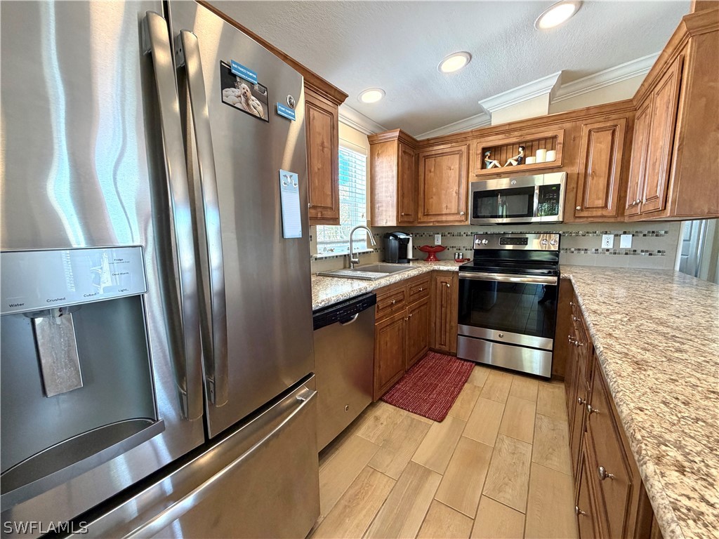 2 Bed ManufacturedHome for Sale in Estero, photo 13