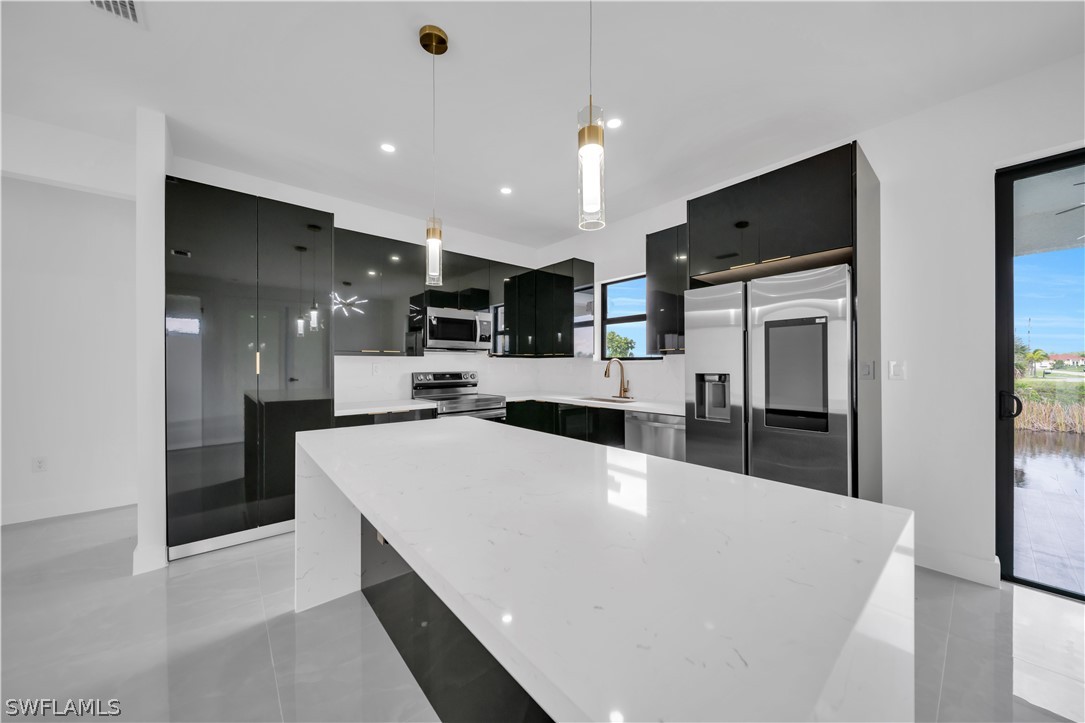 3 Bed Pool Home for Sale in Cape Coral, photo 13