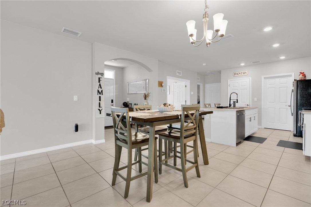2 Bed Waterfront Home for Sale in Marblebrook, photo 13
