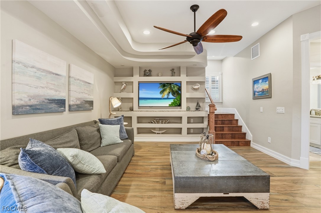 3 Bed Pool Home for Sale in Cape Coral, photo 13