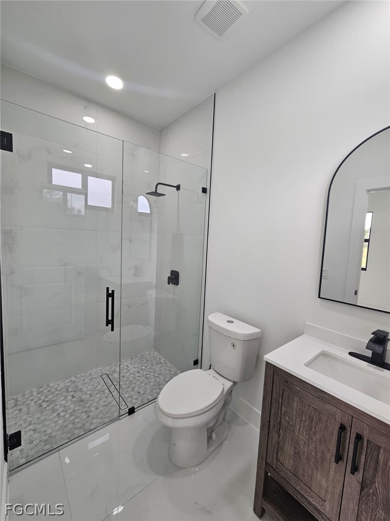 3 Bed SingleFamilyResidence for Sale in Lehigh Acres, photo 13