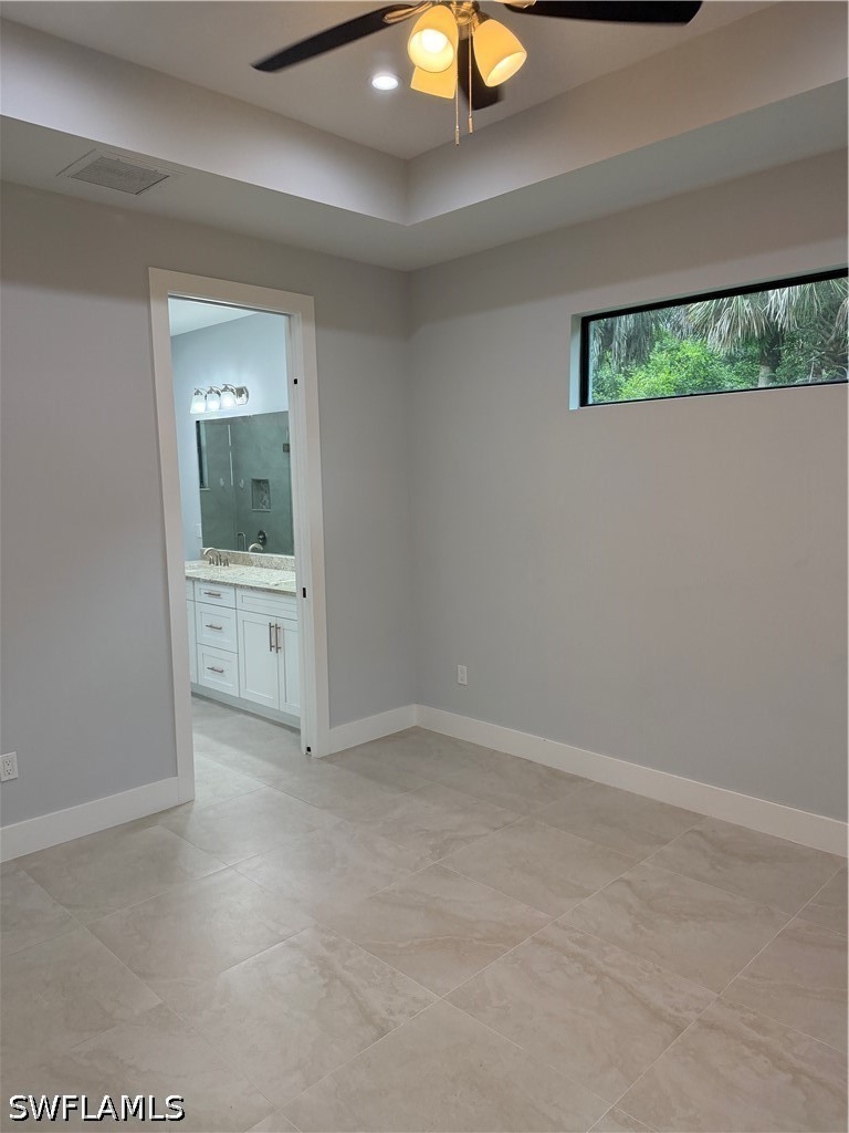 3 Bed SingleFamilyResidence for Sale in Naples, photo 13