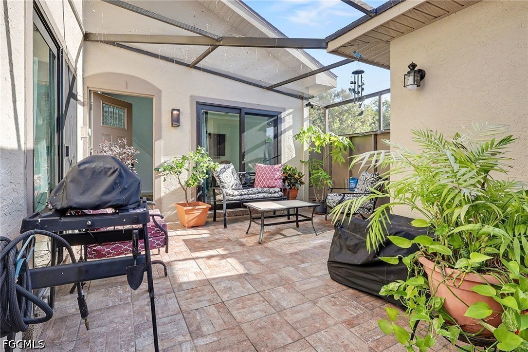 2 Bed Pool Home for Sale in Fort Myers, photo 13