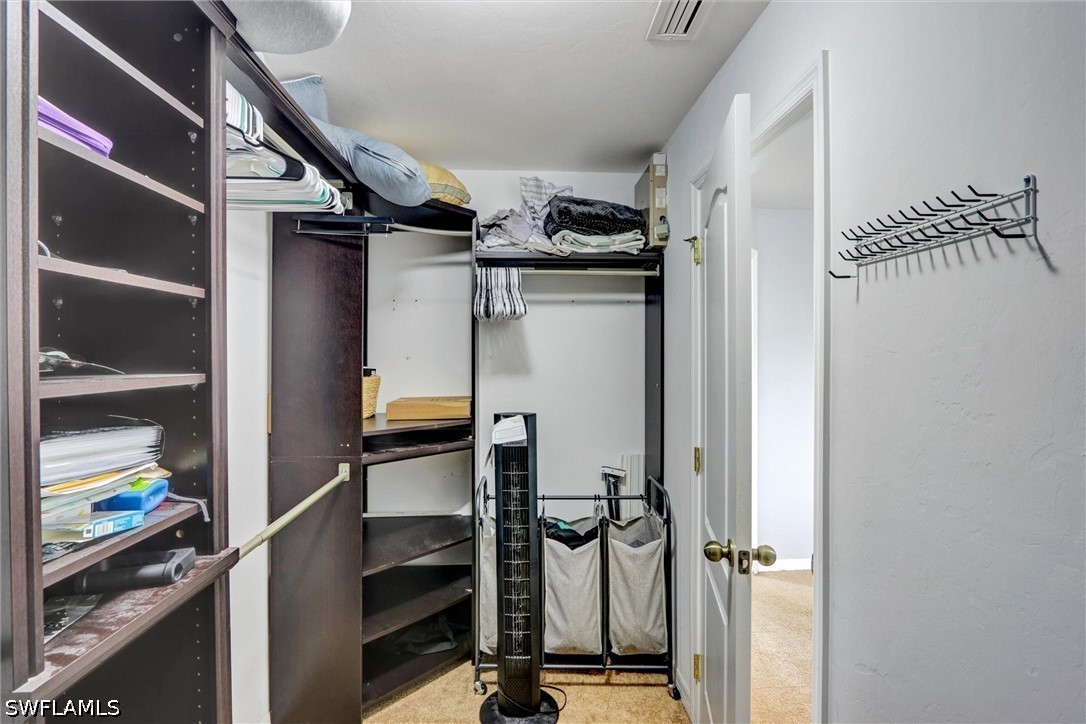 4 Bed SingleFamilyResidence for Sale in Southwood, photo 13