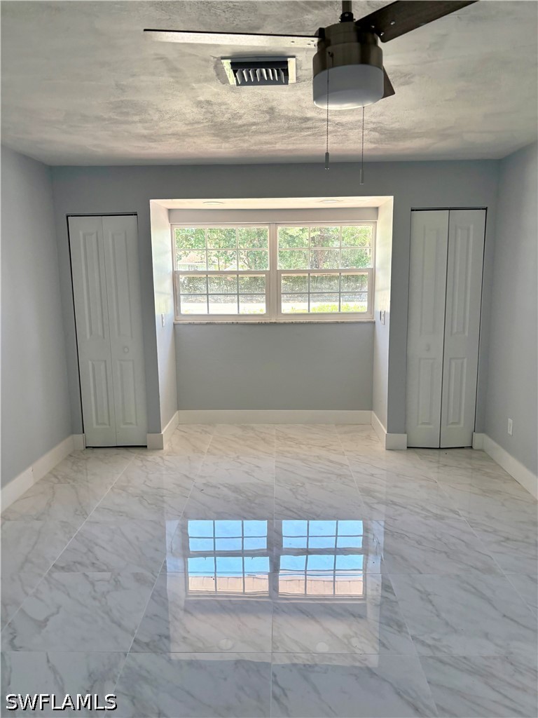 4 Bed SingleFamilyResidence for Sale in Naples, photo 13