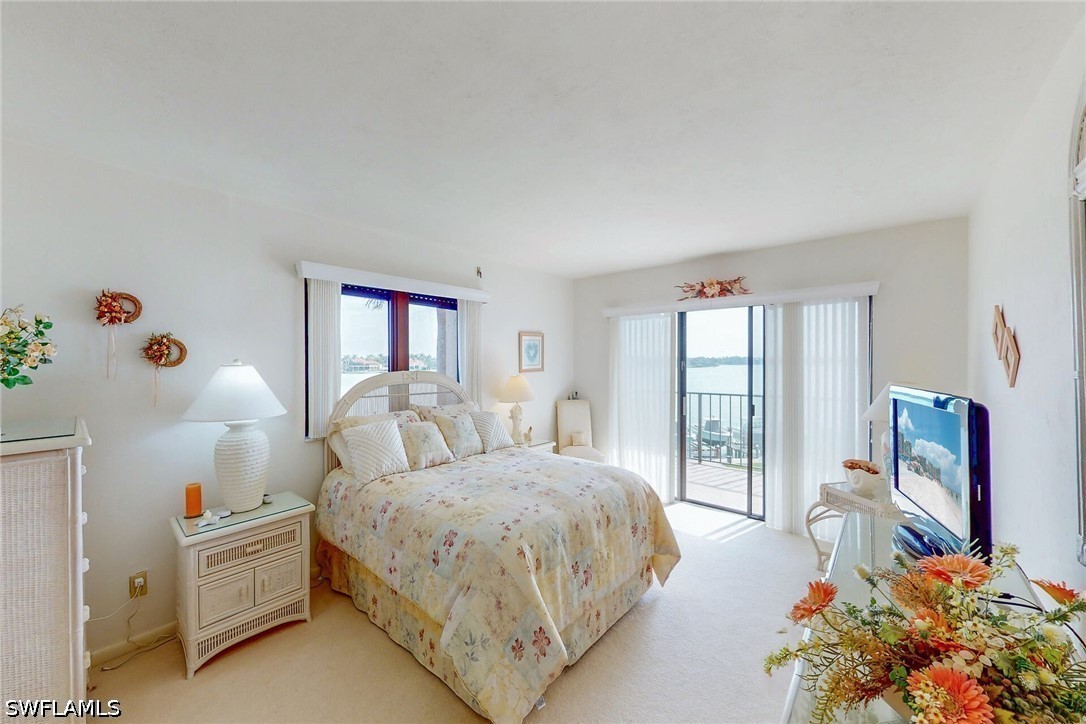 2 Bed Waterfront Home for Sale in Marco Island, photo 13