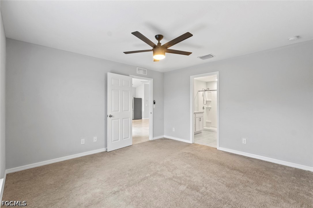 3 Bed SingleFamilyResidence for Sale in Cape Coral, photo 13