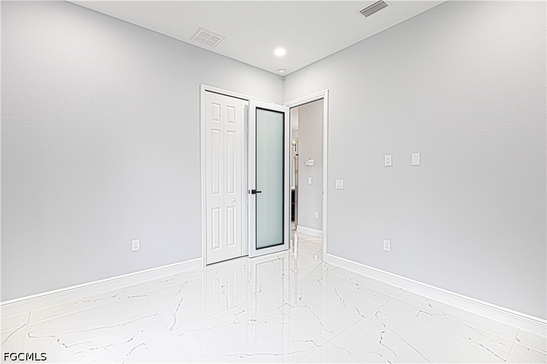 3 Bed SingleFamilyResidence for Sale in Lehigh Acres, photo 13