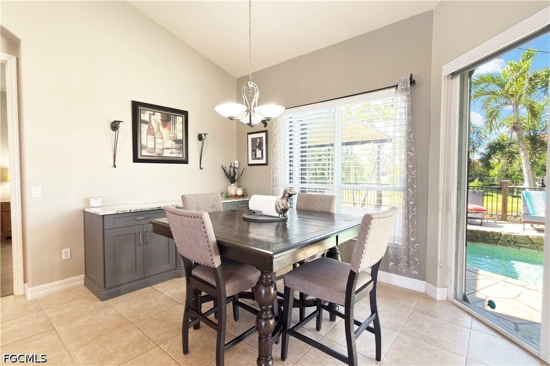 3 Bed Pool Home for Sale in Stonebridge South, photo 13