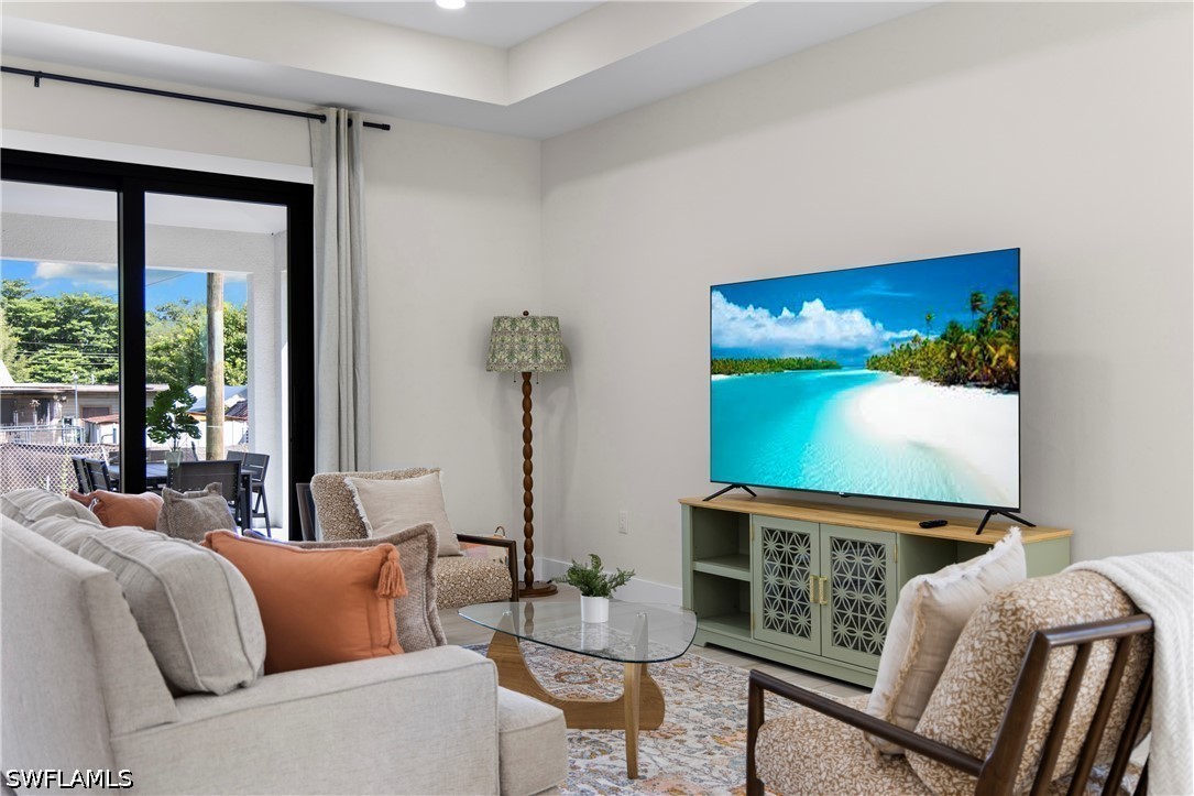 4 Bed SingleFamilyResidence for Sale in Naples, photo 13