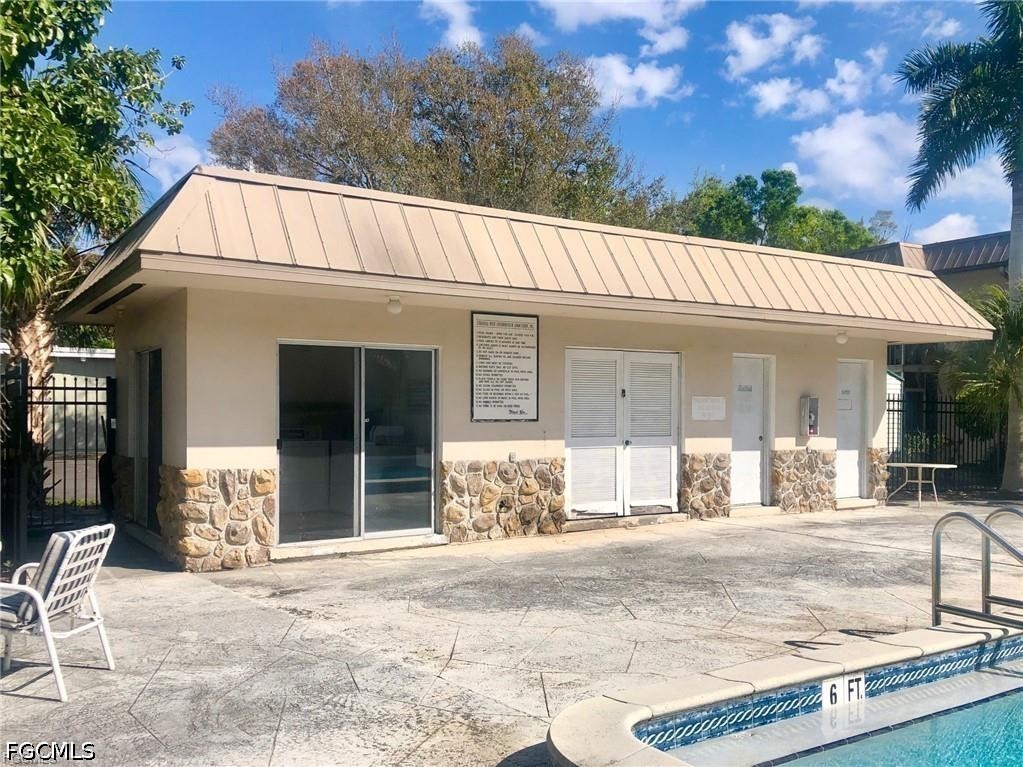 2 Bed Condominium for Sale in Fort Myers, photo 13