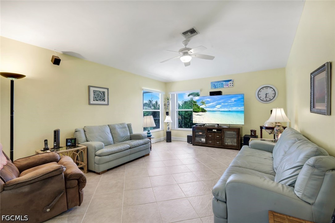 3 Bed Pool Home for Sale in Cape Coral, photo 13