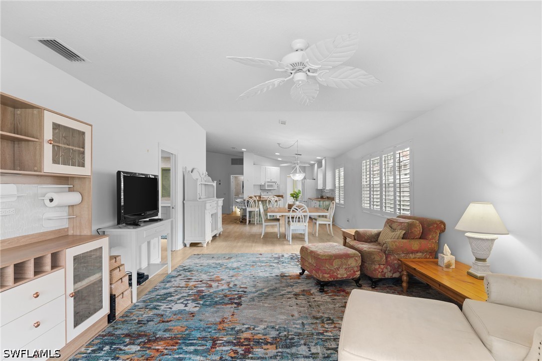 2 Bed Waterfront Home for Sale in Island Walk, photo 13