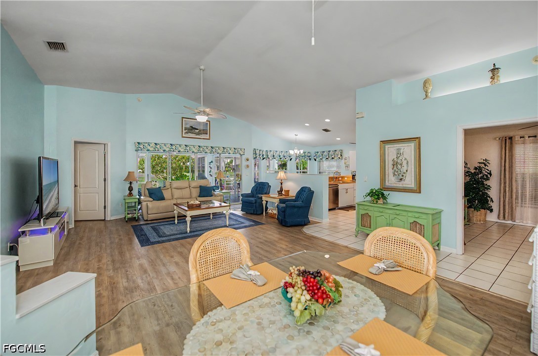 3 Bed SingleFamilyResidence for Sale in North Fort Myers, photo 13