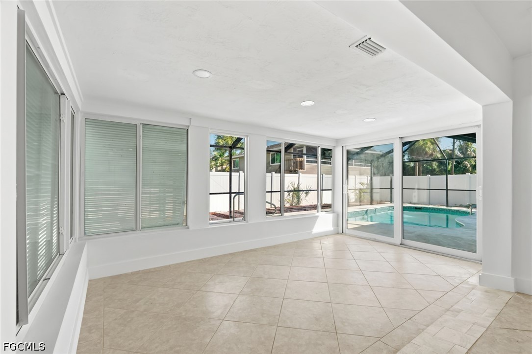 3 Bed Pool Home for Sale in Leilani, photo 13