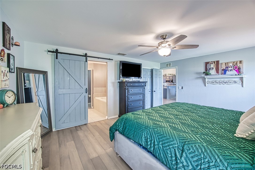4 Bed SingleFamilyResidence for Sale in Cape Coral, photo 13