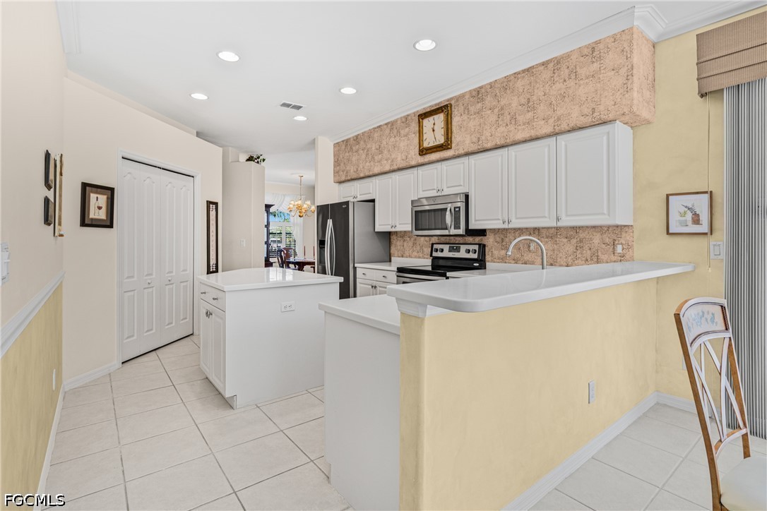 3 Bed Pool Home for Sale in Westminster, photo 13