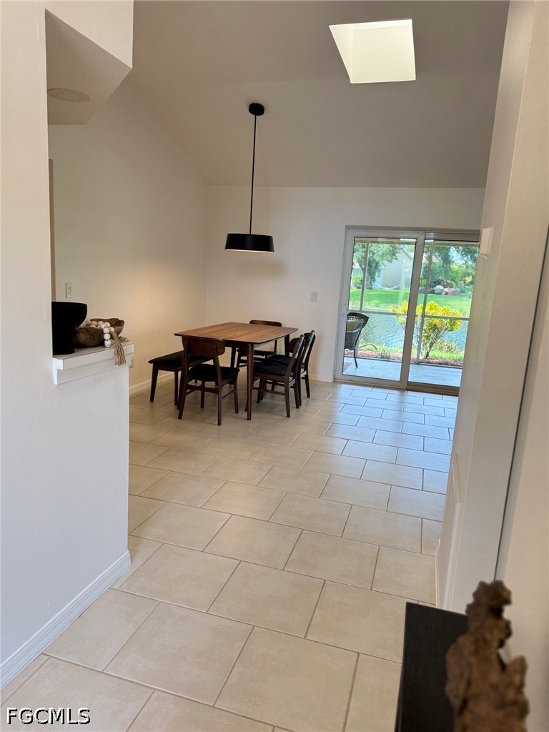 2 Bed Waterfront Home for Sale in The Meadow, photo 13