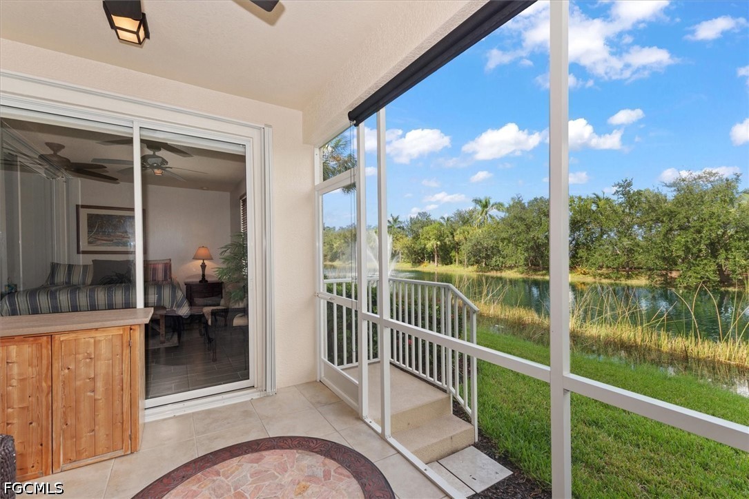 2 Bed Waterfront Home for Sale in Fort Myers, photo 13