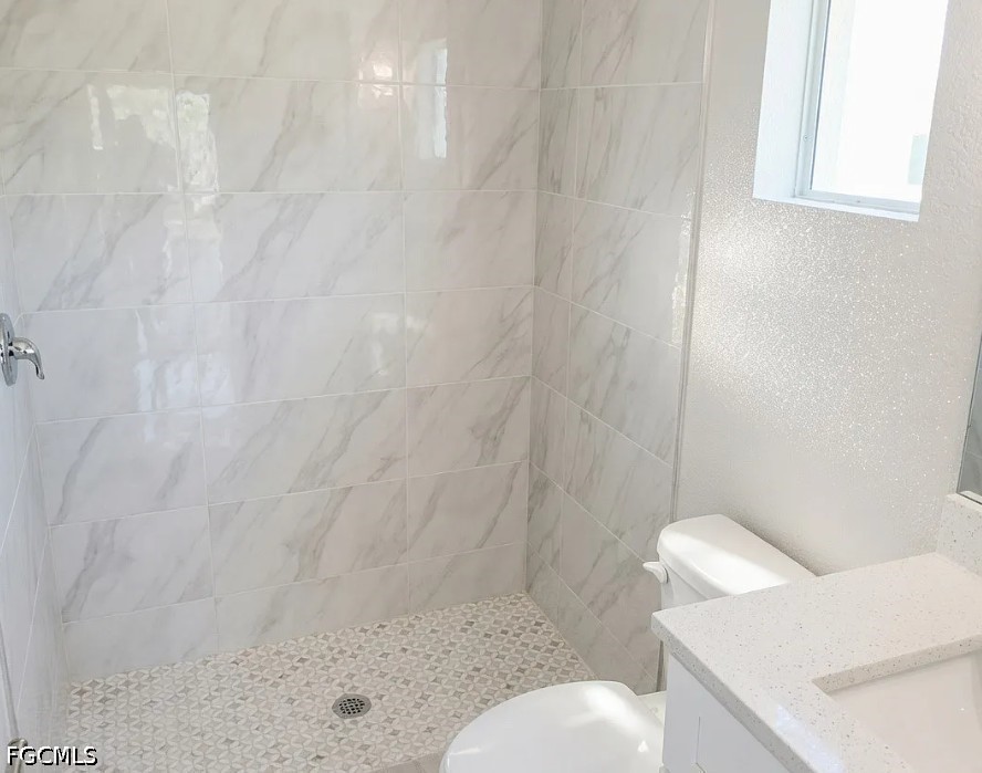 4 Bed SingleFamilyResidence for Sale in Cape Coral, photo 13