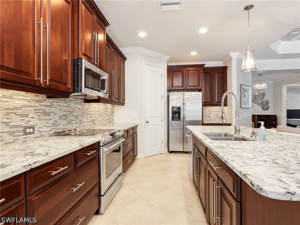 3 Bed Pool Home for Sale in Canopy, photo 13
