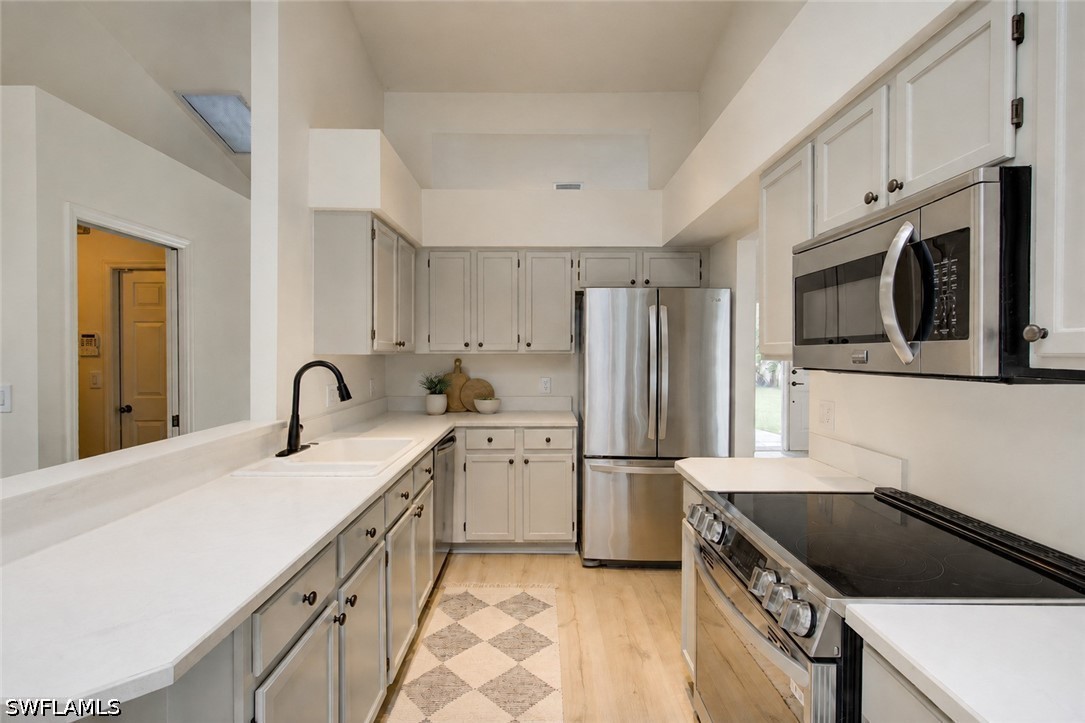 3 Bed Pool Home for Sale in Naples, photo 13