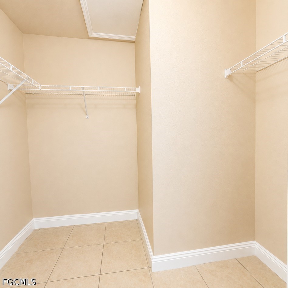 2 Bed Condominium for Sale in Cape Coral, photo 13