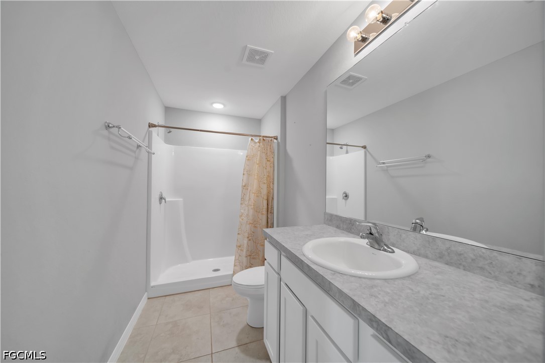 3 Bed SingleFamilyResidence for Sale in Lehigh Acres, photo 13