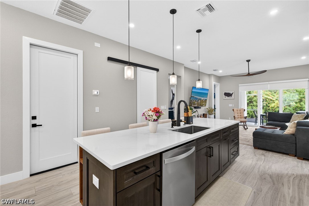 3 Bed SingleFamilyResidence for Sale in Spanish Gardens, photo 13