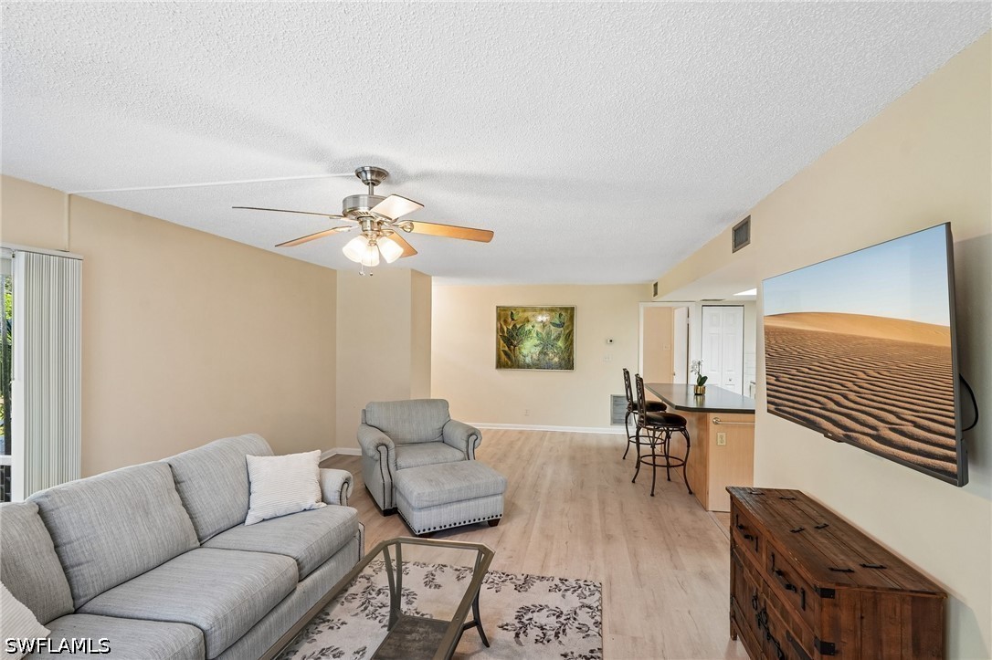 2 Bed Waterfront Home for Sale in Naples, photo 13