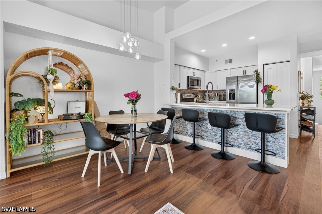 3 Bed Condominium for Sale in Villagio, photo 13