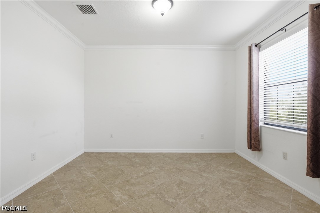4 Bed Waterfront Home for Sale in Fort Myers, photo 13