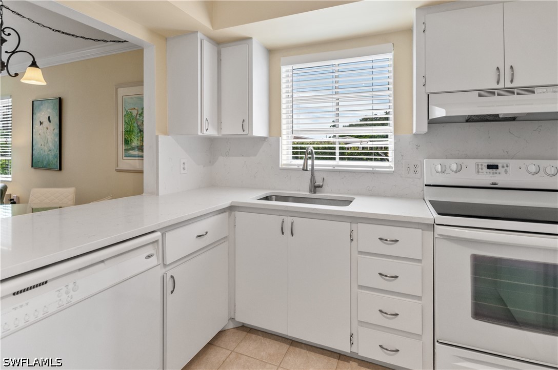 2 Bed Condominium for Sale in Naples, photo 13