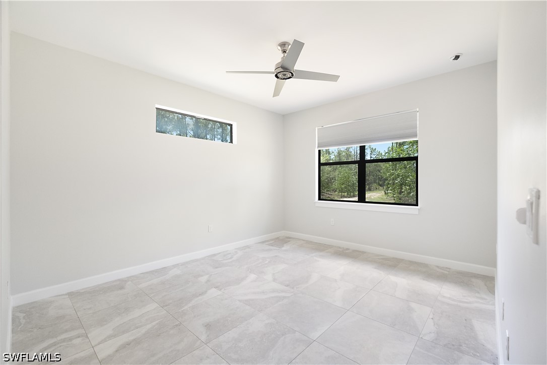 3 Bed SingleFamilyResidence for Sale in Naples, photo 13