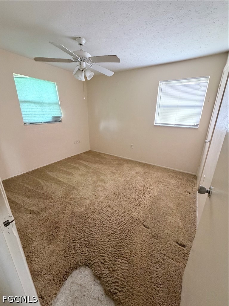 4 Bed SingleFamilyResidence for Sale in Fort Myers, photo 13