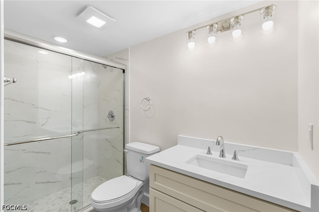 2 Bed Waterfront Home for Sale in Fort Myers Beach, photo 13