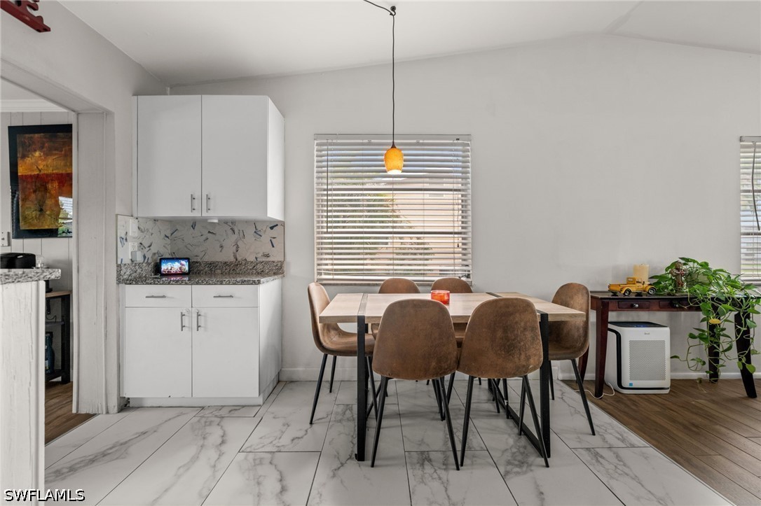 2 Bed SingleFamilyResidence for Sale in San Carlos Park, photo 13