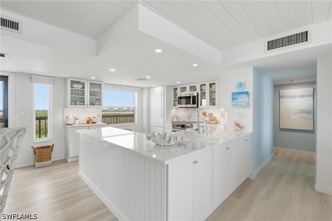 2 Bed Waterfront Home for Sale in Ambassador Condo, photo 13
