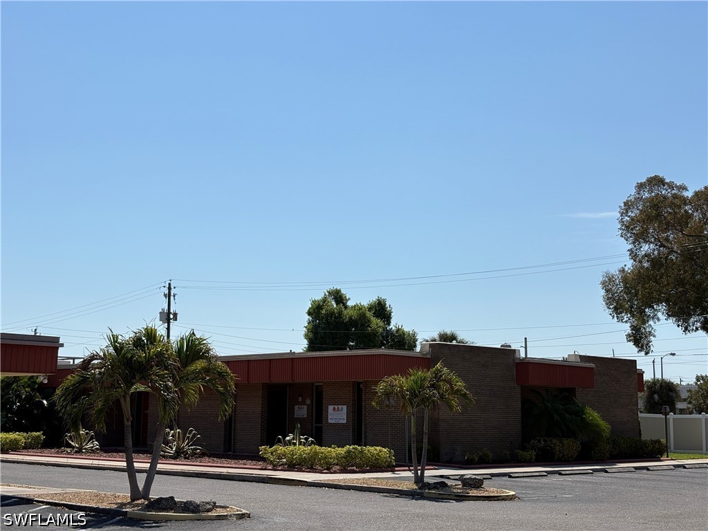 Office for Sale in Fort Myers, photo 13