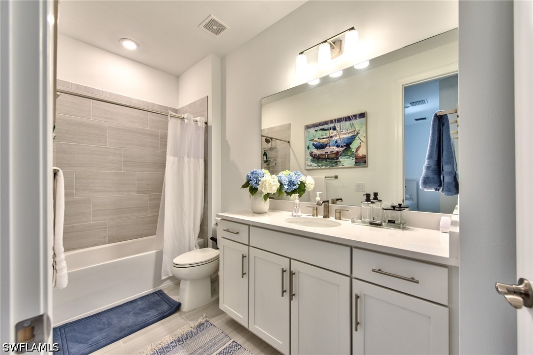 3 Bed Pool Home for Sale in Naples, photo 13