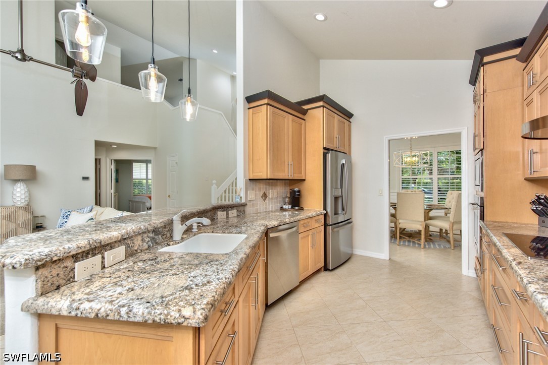 3 Bed Pool Home for Sale in Pelican Marsh, photo 13