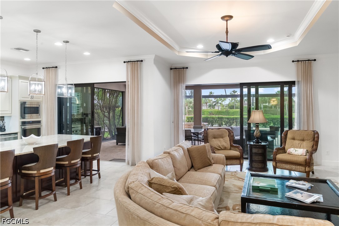 3 Bed Pool Home for Sale in Esplanade, photo 13