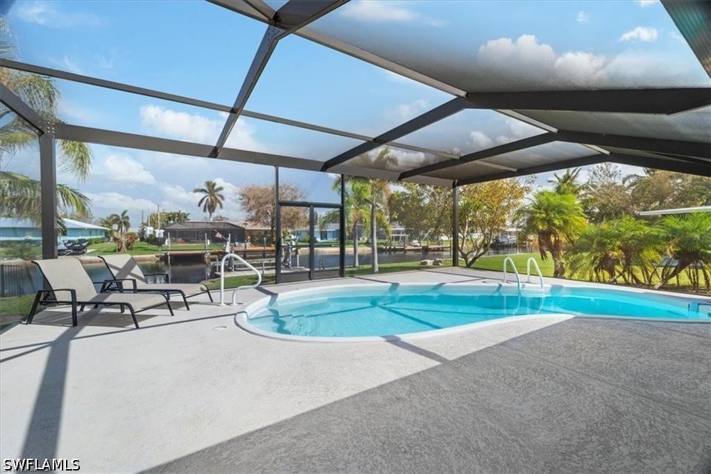 2 Bed Pool Home for Sale in Island Park, photo 13