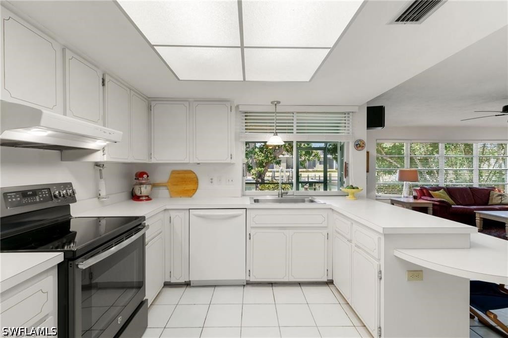2 Bed Waterfront Home for Sale in Marco Beach, photo 13
