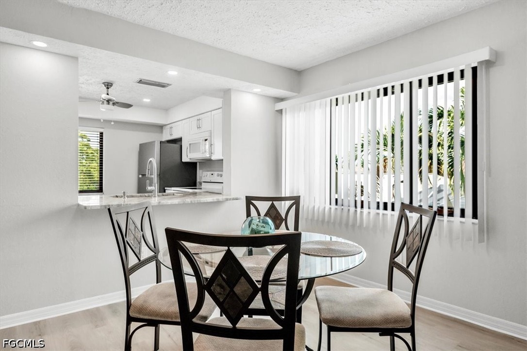 2 Bed Waterfront Home for Sale in Cape Coral, photo 13