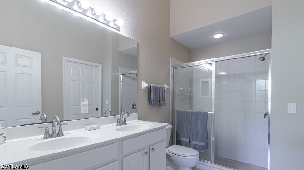 3 Bed Attached for Sale in Naples, photo 13