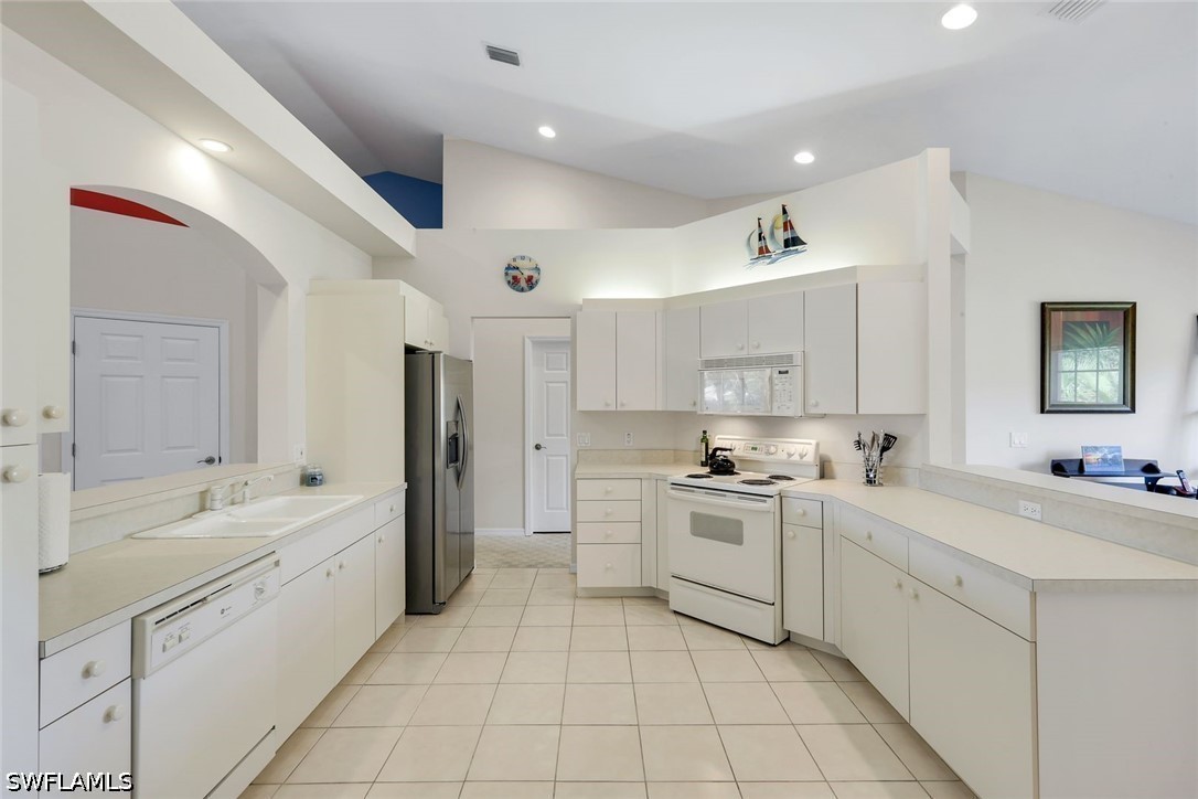 2 Bed Waterfront Home for Sale in Sabal Palm, photo 13