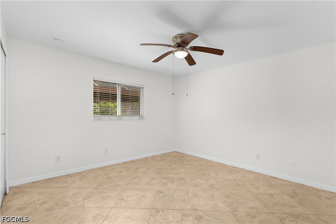 6 Bed Waterfront Home for Sale in Lehigh Acres, photo 13